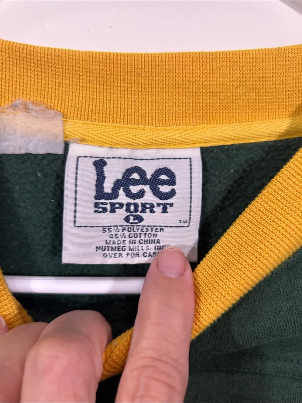 Lee Green Bay Packers Dark Green Crewneck with Gold Trim